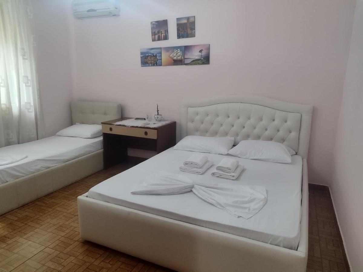 Guest Room Tirana Center Kültér fotó